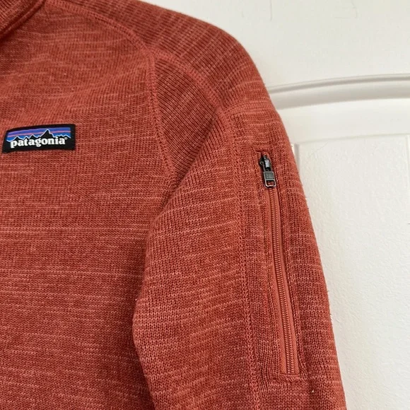 SOLD Patagonia Women's Better Sweater® Fleece Jacket in CEP Celebrity Pink - Picture 9 of 14